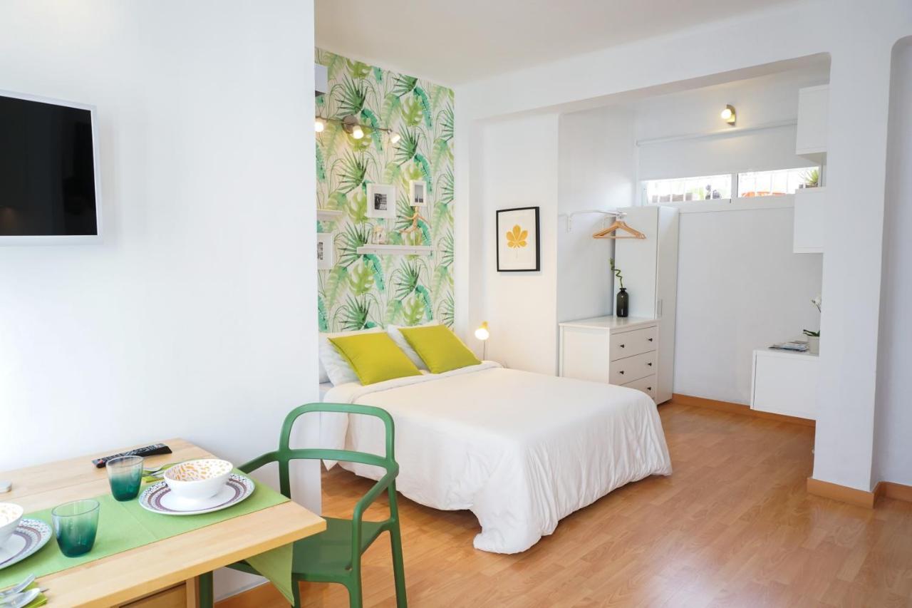 Alemania & Soho By Ele Apartments Malaga Exterior photo